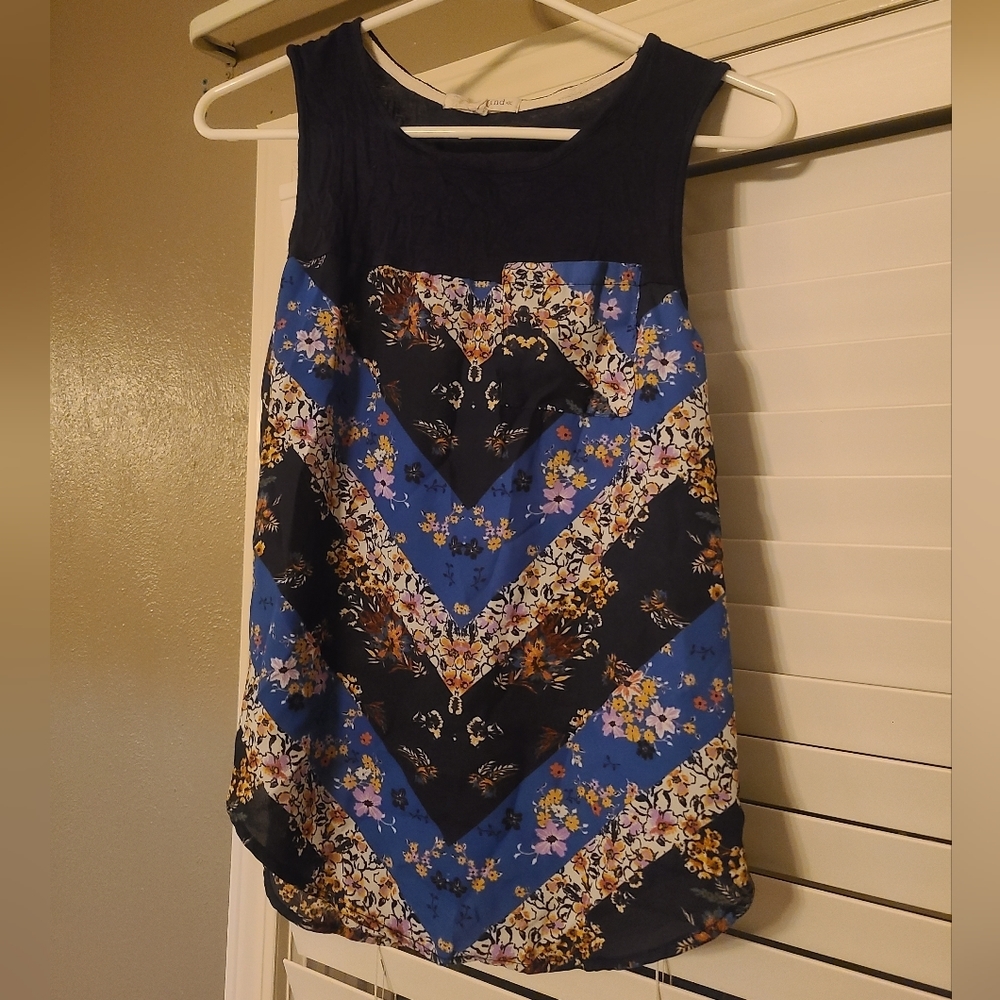 Blur Floral Blouse Tank